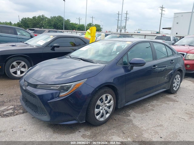 Toyota COROLLA LE 2022 5YFEPMAE7NP301915 Image 2