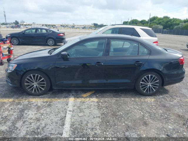3VWB17AJ9FM335850 Volkswagen Jetta 1.8t Sport