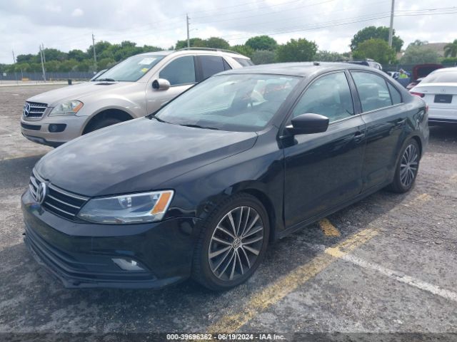3VWB17AJ9FM335850 Volkswagen Jetta 1.8t Sport