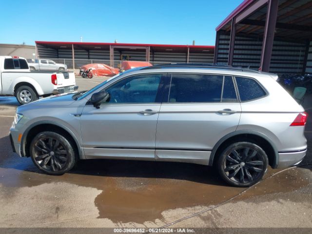 3VV2B7AX1LM162293 Volkswagen Tiguan 2.0t Se/2.0t Se R-line Black/2.0t Sel