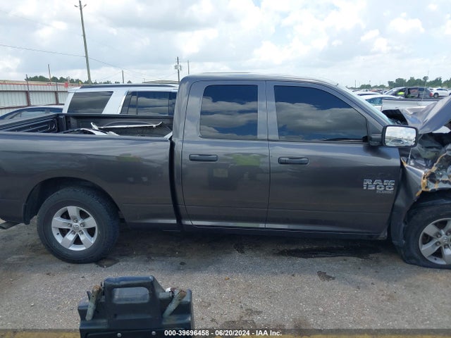 1C6RR6FG2KS686089 RAM 1500 Classic Tradesman Quad Cab 4x2 6'4 Box