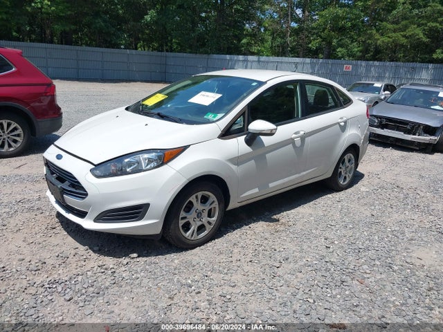 Ford FIESTA SE 2015 3FADP4BJ7FM110050 Image 2