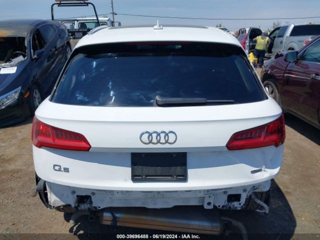WA1BNAFYXK2122458 Audi Q5 45 Premium