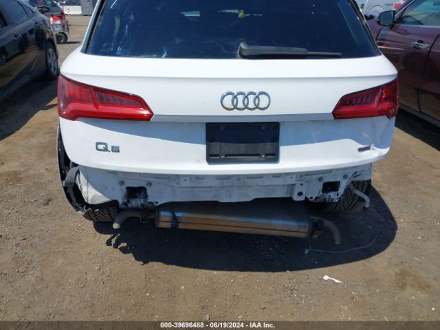 WA1BNAFYXK2122458 Audi Q5 45 Premium