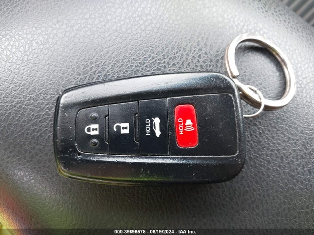 Toyota CAMRY SE 2018 4T1B11HK7JU554384 Image 11
