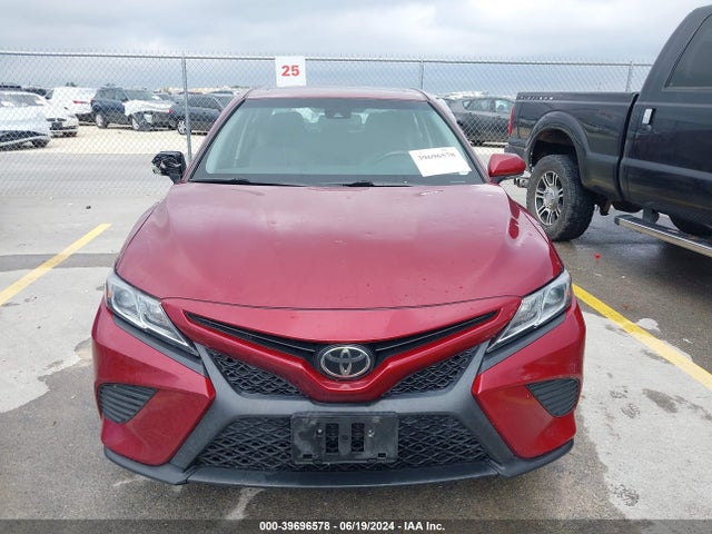Toyota CAMRY SE 2018 4T1B11HK7JU554384 Image 12