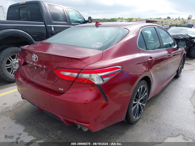 Toyota CAMRY SE 2018 4T1B11HK7JU554384 Image 4