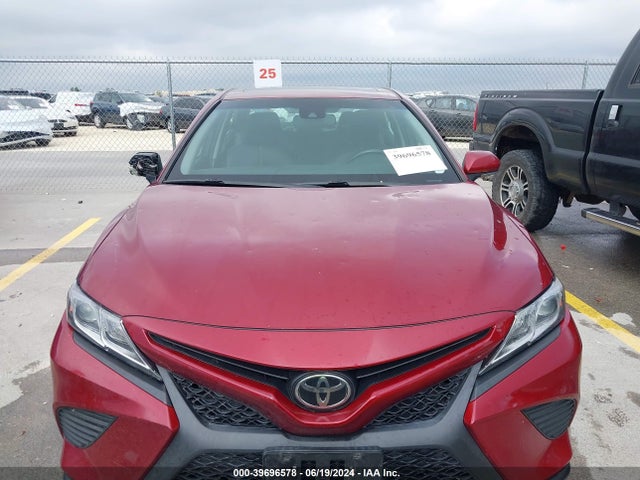 Toyota CAMRY SE 2018 4T1B11HK7JU554384 Image 6