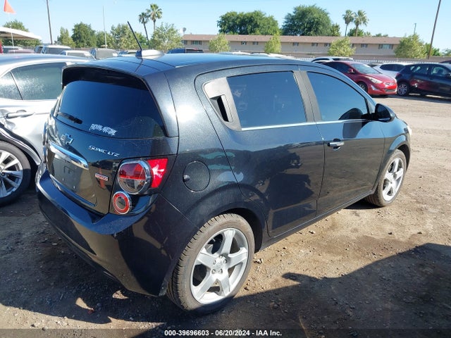 Chevrolet Sonic Ltz Auto 2015 1G1JE6SB6F4101335 Image 4
