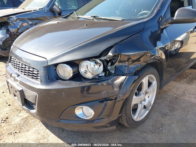 Chevrolet Sonic Ltz Auto 2015 1G1JE6SB6F4101335 Image 6