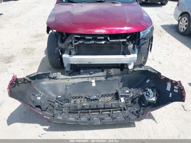 3C4NJCBB8NT119332 Jeep Compass Latitude Fwd