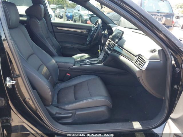 1HGCV2F35JA051678 Honda Accord Sport 2.0t