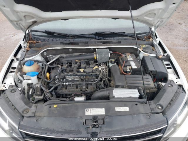 3VWD17AJ1FM326004 Volkswagen Jetta 1.8t Sport