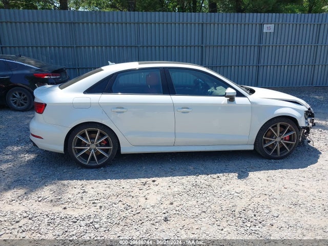WAUB1GFF8J1028101 Audi S3 2.0t Premium Plus/2.0t Tech Premium Plus
