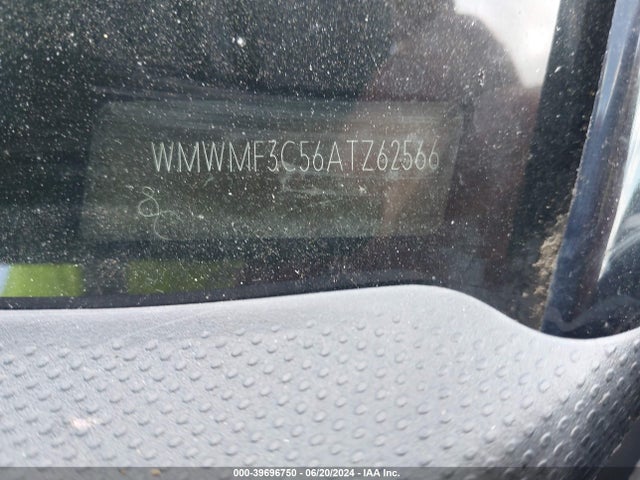 2010 MINI COOPER WMWMF3C56ATZ62566 Photo 8