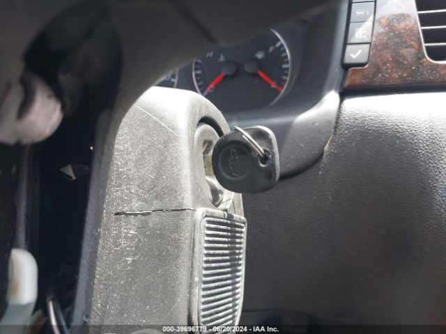 2G1WB5E34F1128106 Chevrolet Impala Limited Lt
