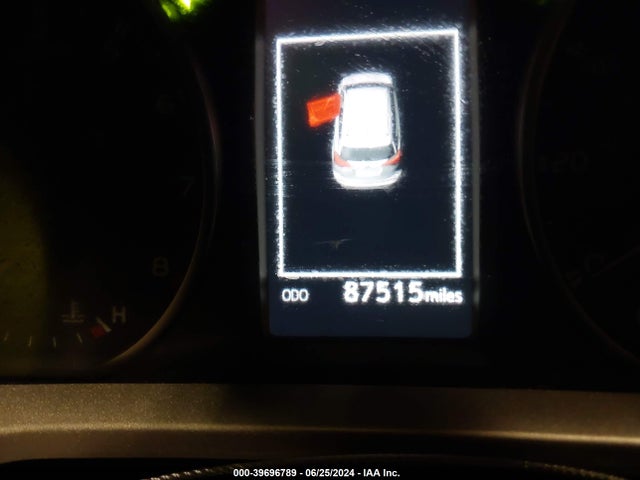 Toyota Rav4 Xle 2017 JTMRFREV3HD206223 Image 7