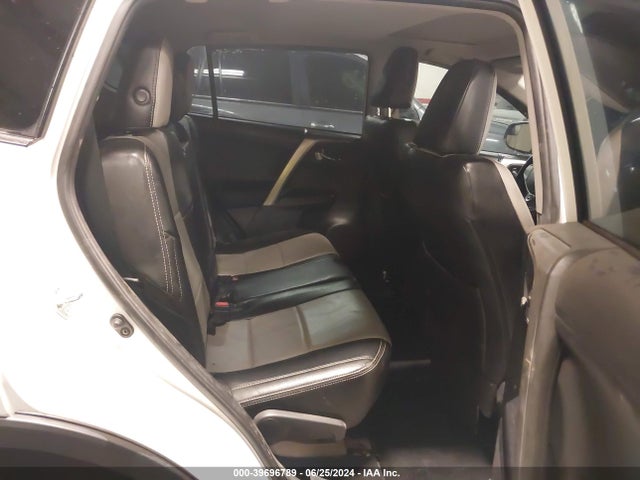 Toyota Rav4 Xle 2017 JTMRFREV3HD206223 Image 8