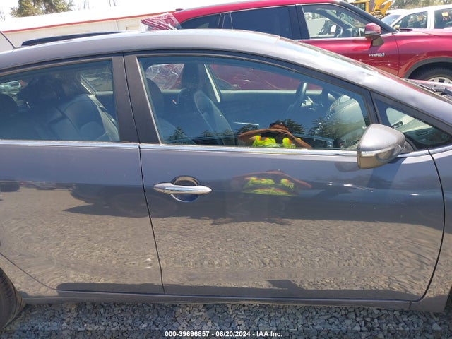 KIA FORTE EX 2016 KNAFX5A89G5617785 Image 13