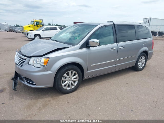 2C4RC1GG1GR113687 Chrysler Town & Country Limited Platinum