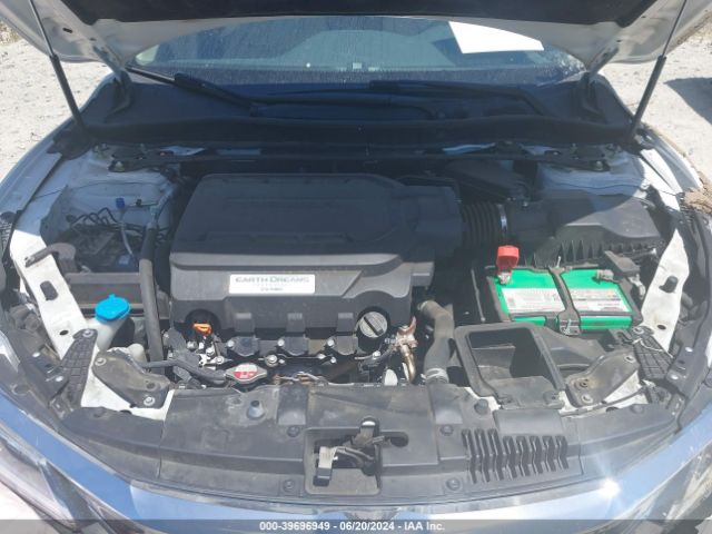 1HGCR3F98HA019350 Honda Accord Touring V6