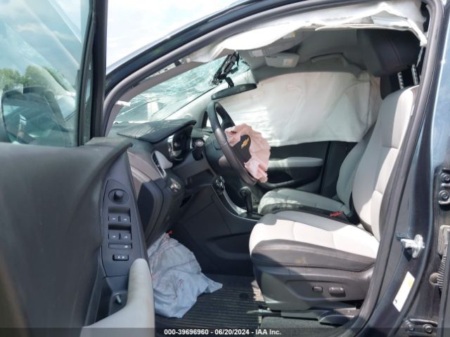 KL7CJPSM2NB532376 Chevrolet Trax Awd Lt