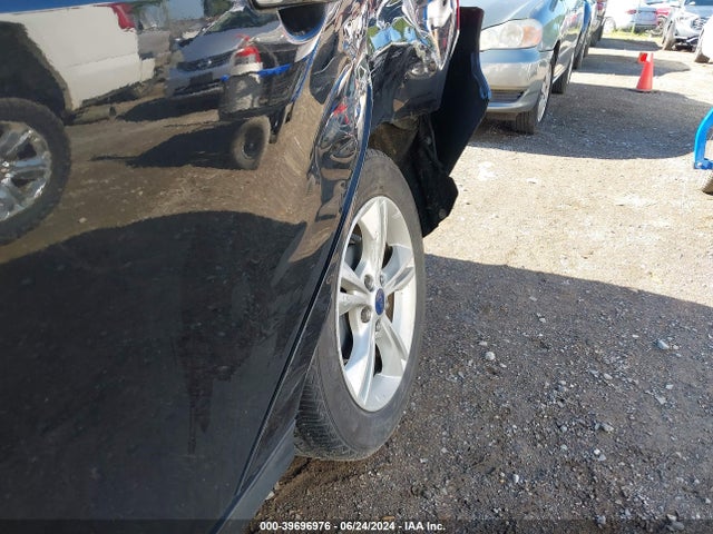 Ford FOCUS SE 2014 1FADP3K29EL457575 Image 12