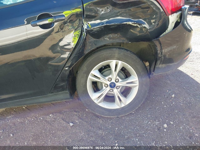 Ford FOCUS SE 2014 1FADP3K29EL457575 Image 6