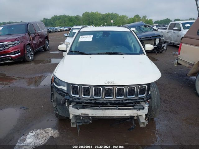 3C4NJCBB7JT345520 Jeep Compass Latitude Fwd