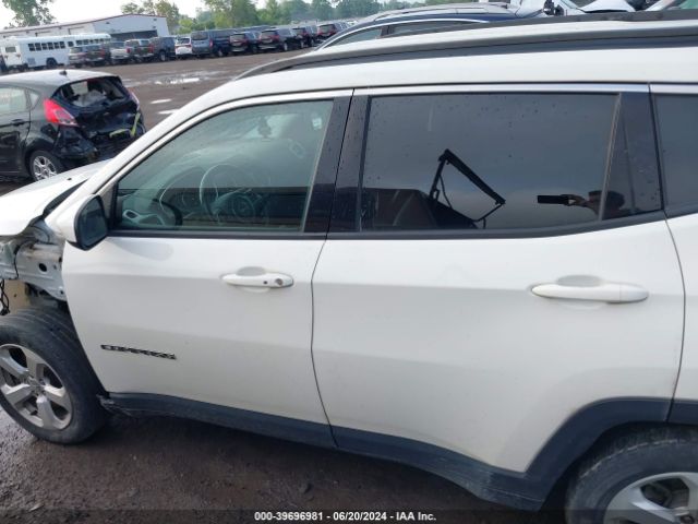 3C4NJCBB7JT345520 Jeep Compass Latitude Fwd