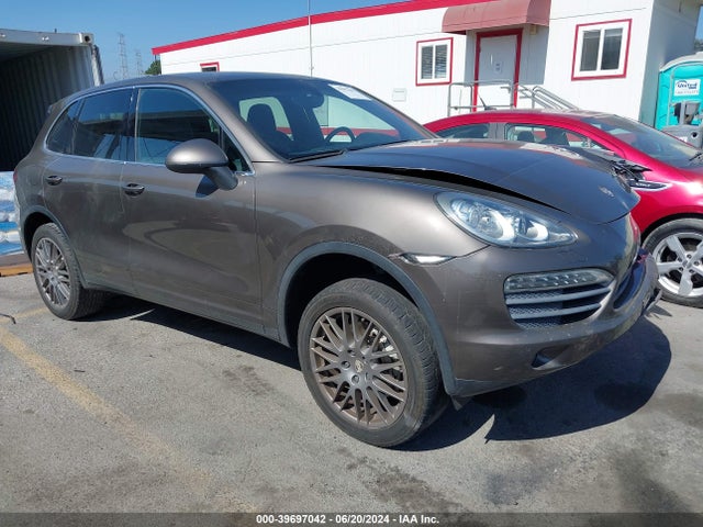 2011 PORSCHE CAYENNE WP1AB2A28BLA41938 Photo 0