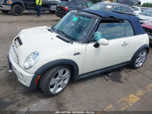 2008 MINI COOPER S WMWRH33538TU81345 Photo 1