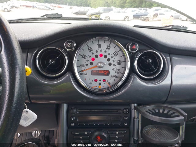 2008 MINI COOPER S WMWRH33538TU81345 Photo 6