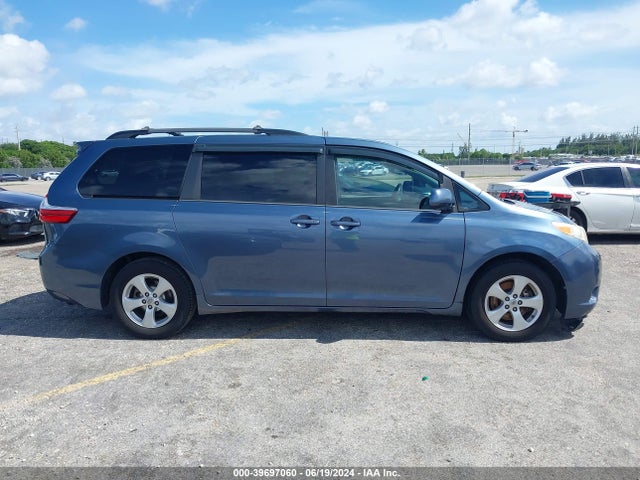 Toyota Sienna Le 8 Passenger 2015 5TDKK3DCXFS579206 Image 13