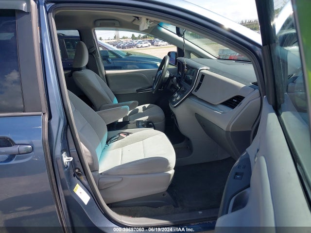 Toyota Sienna Le 8 Passenger 2015 5TDKK3DCXFS579206 Image 5