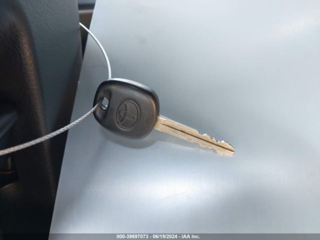 3TMKU4HN6FM045325 Toyota Tacoma Prerunner V6