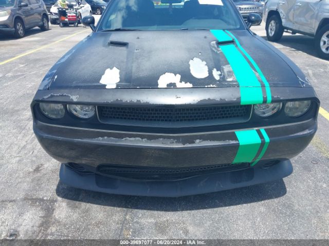 2C3CDYAG9EH214584 Dodge Challenger Sxt