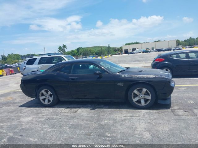2C3CDYAG9EH214584 Dodge Challenger Sxt