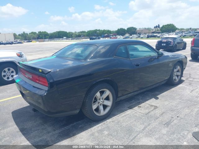 2C3CDYAG9EH214584 Dodge Challenger Sxt