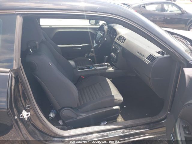 2C3CDYAG9EH214584 Dodge Challenger Sxt