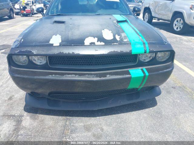 2C3CDYAG9EH214584 Dodge Challenger Sxt