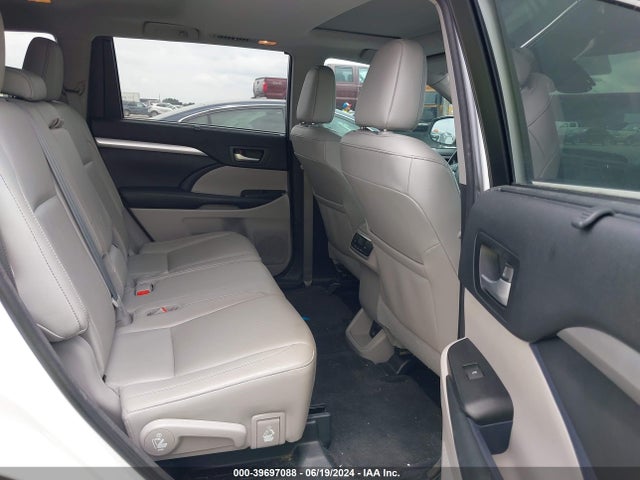 Toyota Highlander Xle 2018 5TDKZRFH1JS530282 Image 8