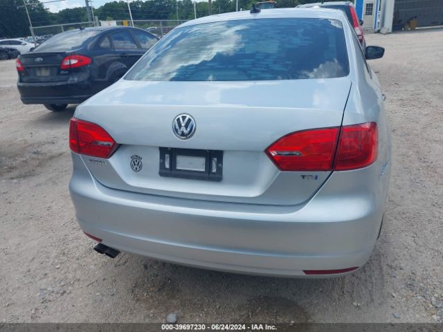 3VW3L7AJ0EM433436 Volkswagen Jetta 2.0l Tdi Value Edition