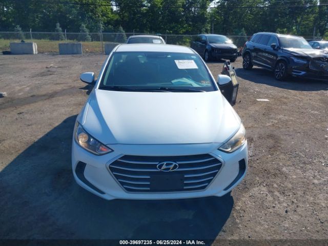 5NPD74LF2JH355776 Hyundai ELANTRA SE