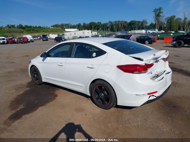 5NPD74LF2JH355776 Hyundai ELANTRA SE