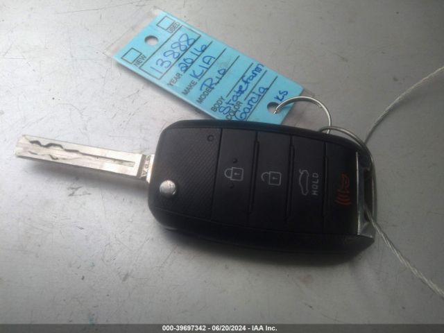 KNADM4A3XG6666695 KIA RIO LX