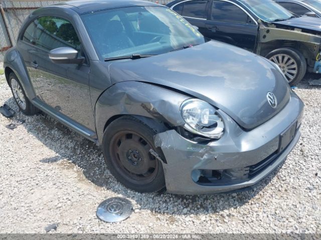 3VWJP7AT6EM631015 Volkswagen Beetle 2.5l