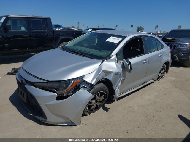 Toyota Corolla Hybrid Le 2020 JTDEBRBE1LJ013660 Image 2
