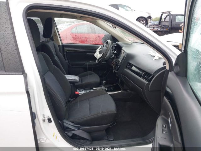 JA4AD2A35KZ008200 Mitsubishi Outlander Es