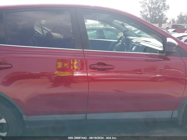 Toyota RAV4 LE 2018 2T3ZFREV2JW480585 Image 13